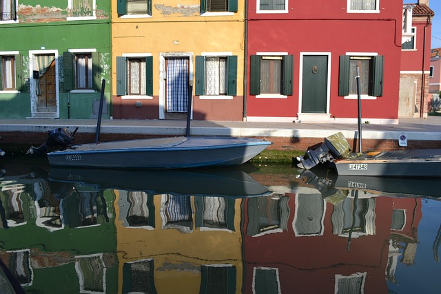 Free Burano Channel photo and picture