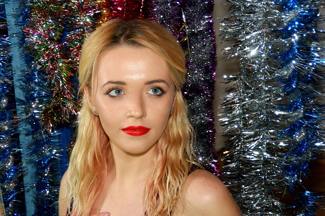 Free Face Tinsel photo and picture