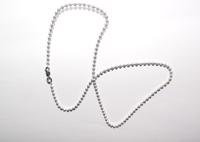 Free jewellery white gold silver illustration