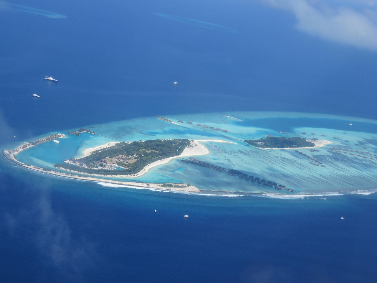 Thulusdhoo im Nord-Malé-Atoll auf den Malediven