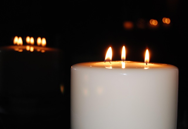 Free Candle Light photo and picture
