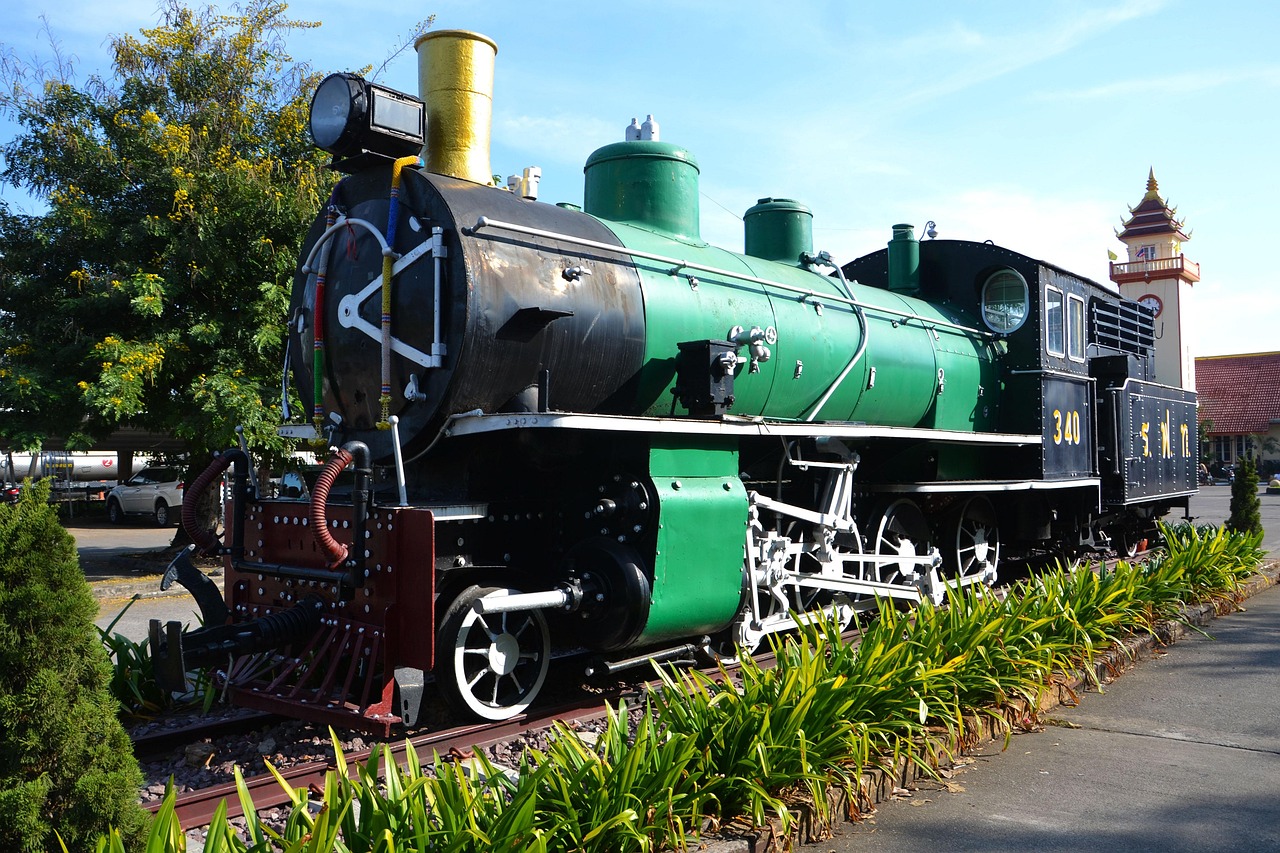Train - free online jigsaw puzzle photo