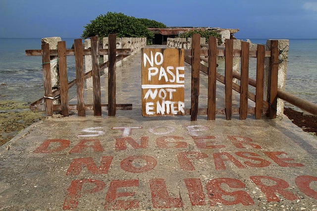 Free Do Not Enter Prohibited photo and picture