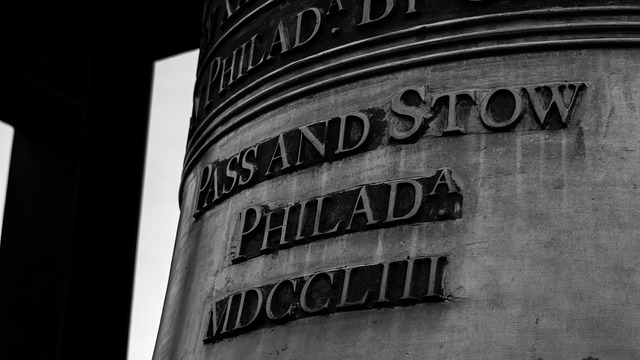 Campana, En Blanco Y Negro, Historia