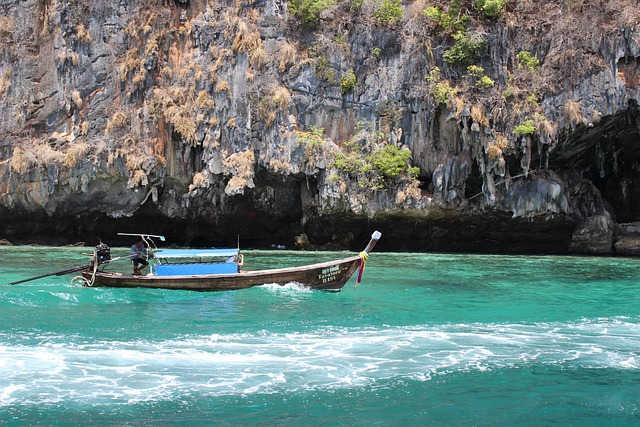 Free Boat Krabi photo and picture