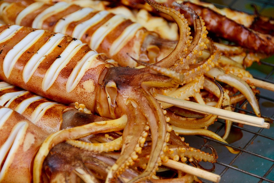 Squid, Market, Fish Market, Red, Food, Market Stall