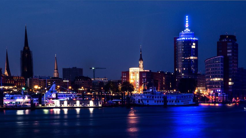 Schwarze nacht hamburg