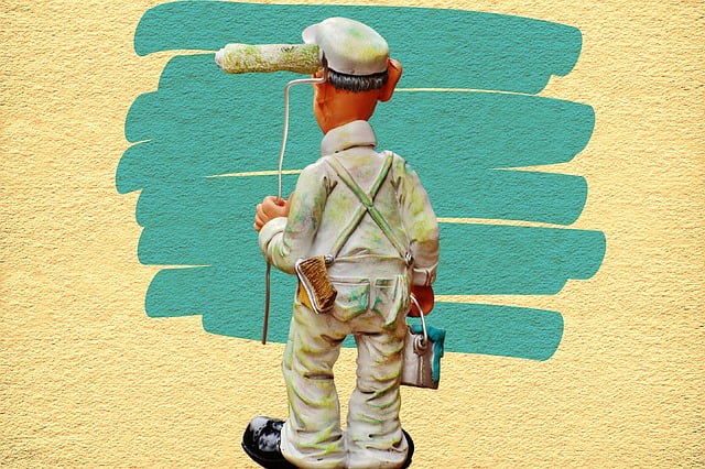 Free painter to brush housewall illustration