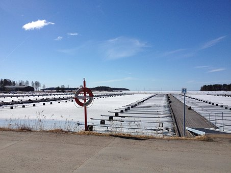 Free Boat Harbor Empty photo and picture