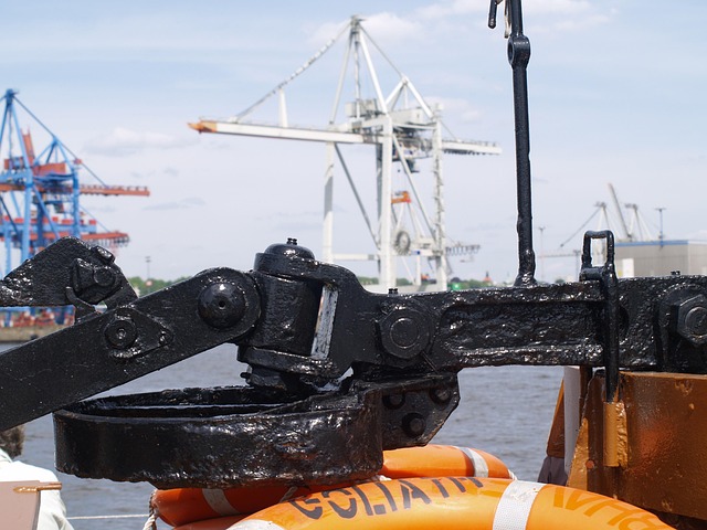 Free Hamburg Tractor photo and picture