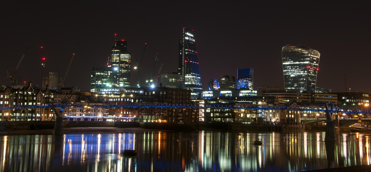 Thames - free online jigsaw puzzle photo