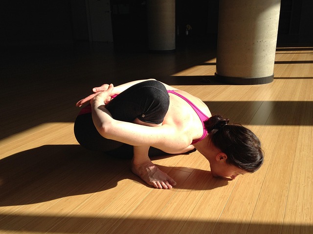 Free Yoga Girl photo and picture