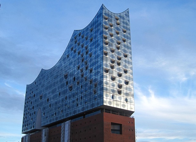 Free Elbphilharmonie Hamburg photo and picture