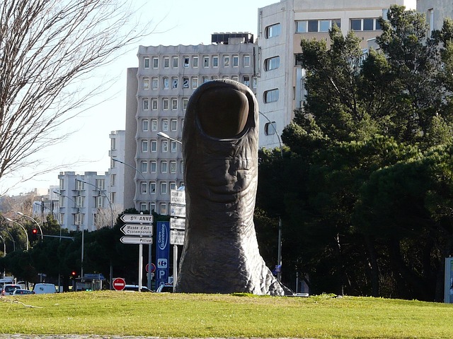 Free Marseille Finger photo and picture