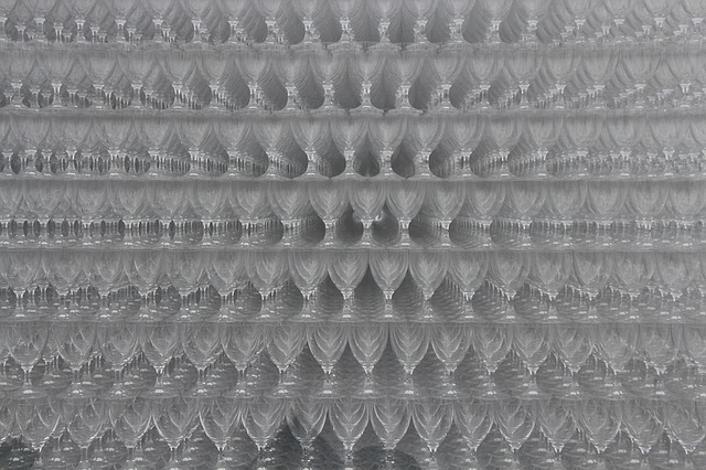 Free glasses stacked insight illustration