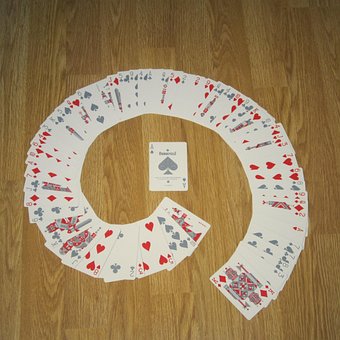 Tarjetas, Torbellino, Presentación