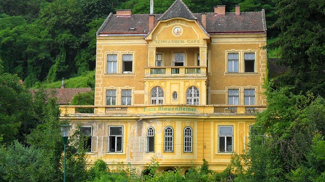 Free Hotel Gars photo and picture