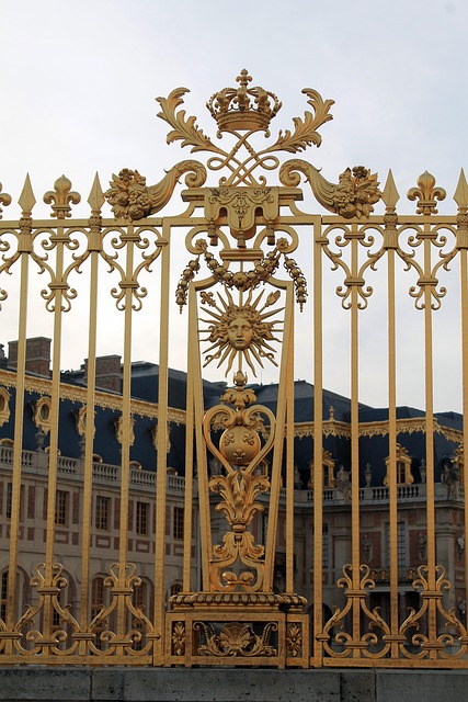 Free Castle Of Versailles France photo and picture
