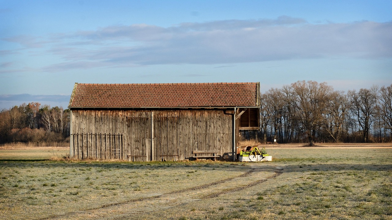 Barn - free online jigsaw puzzle photo