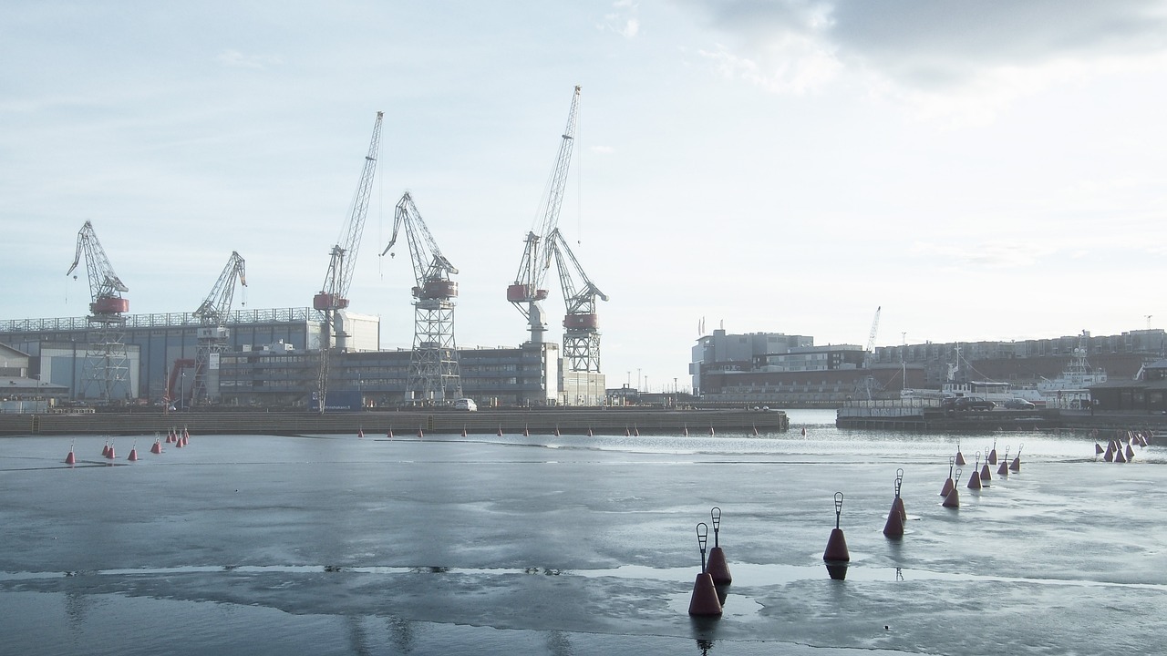 Cranes - free online jigsaw puzzle photo