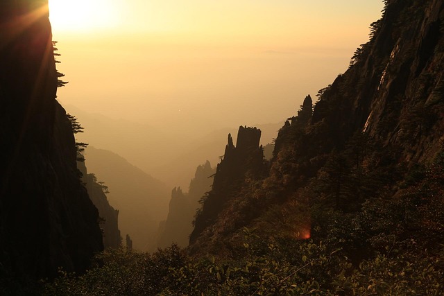 Free Huangshan Dawn photo and picture