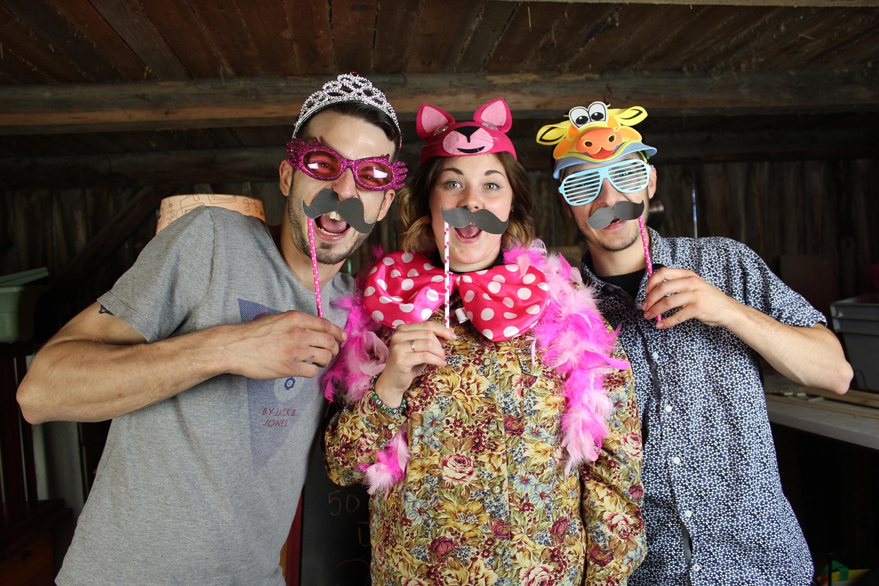 Mustache - free online jigsaw puzzle photo