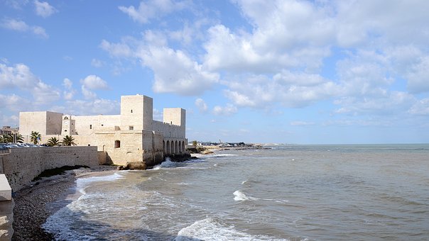 Free Italy Apulia photo and picture