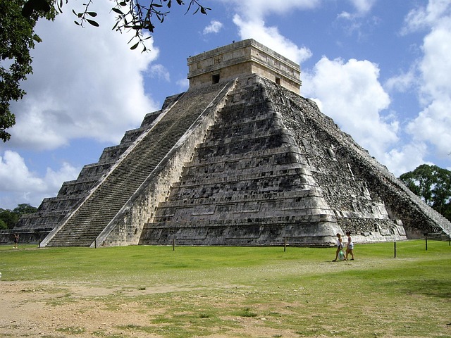 Free Chichen Itza Mayan Riviera photo and picture