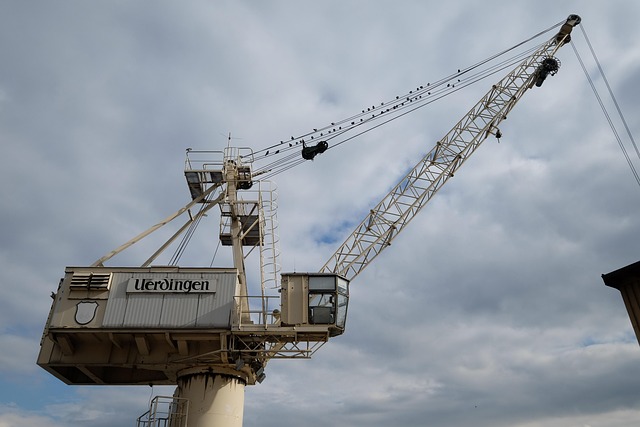 Free Crane Port photo and picture