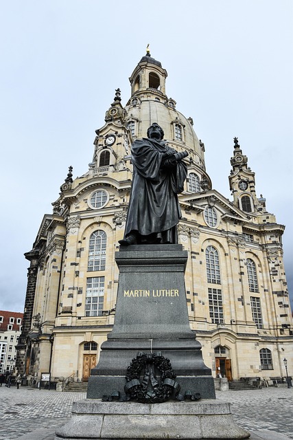 Luther, Vrouw Kerk, Martin Luther