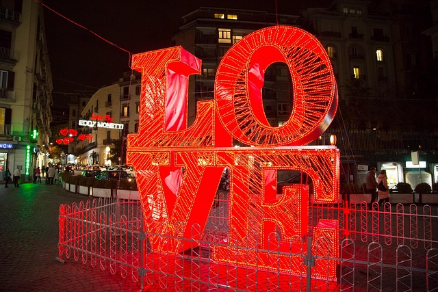 Free Love Naples photo and picture