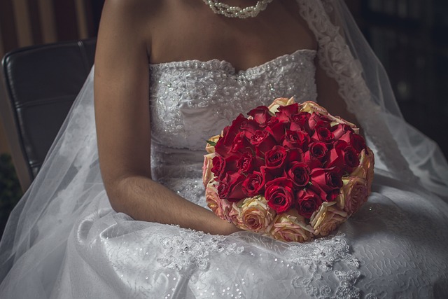 Free Bride Roses photo and picture