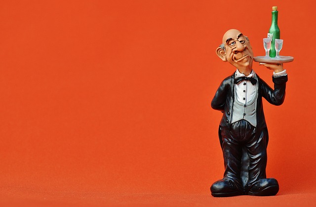 50+ Free Butler & Waiter Photos - Pixabay