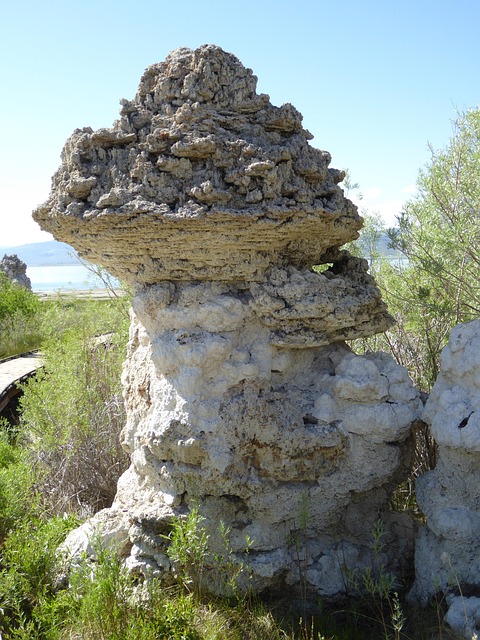Lago Mono, Lago, Roca, Refresco Salino