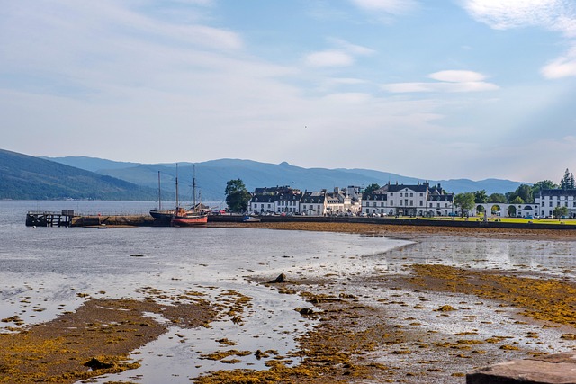 Free Inveraray Port Hole photo and picture