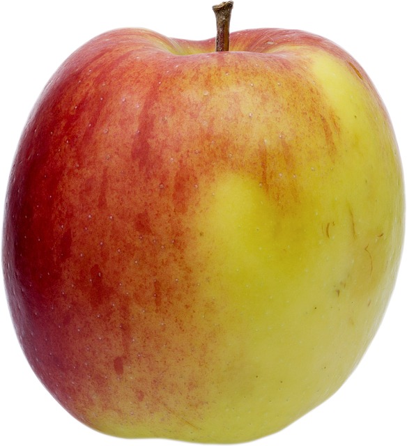 Free Red Apple Fruit photo and picture