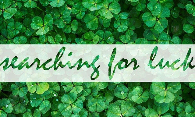 Free happiness clover seek happiness illustration