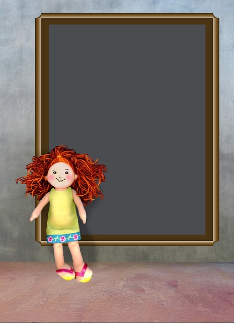 Free Card Doll illustration and picture