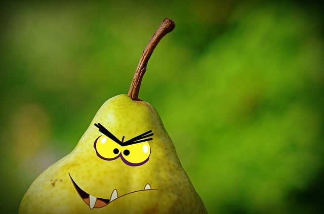 Free pear faces grimaces illustration