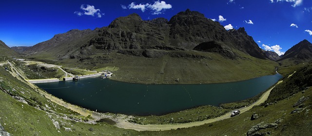 Free Central Hydroelectric Huanza photo and picture