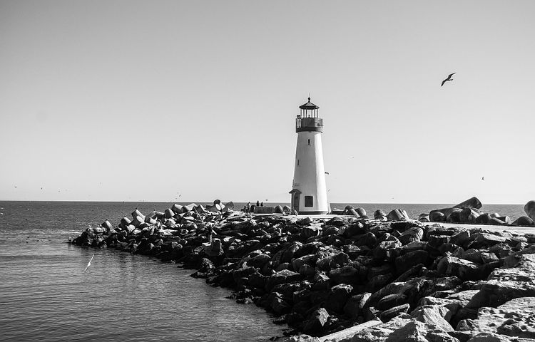 Black and white kiel