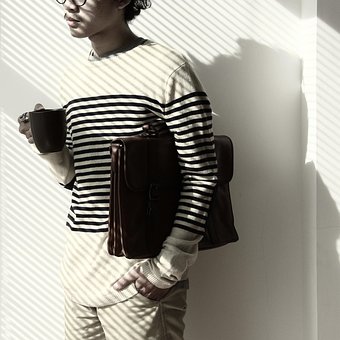 Why is Hale Bob Such a Widespread Model Among the many Fashionista?