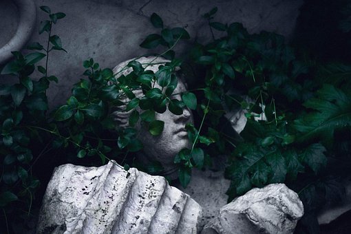 Free Antique The Statue photo and picture