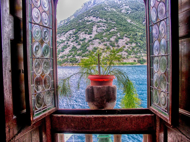 Free Croatia Window photo and picture