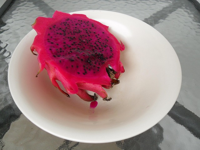 Free Pitaya Half photo and picture