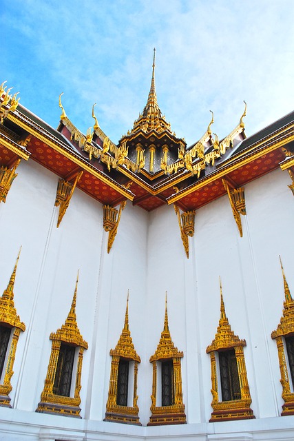 Download free HD stock image of Chakri Palace Wat Phra Kaew Free Chakri Palace Wat Phra Kaew photo and picture