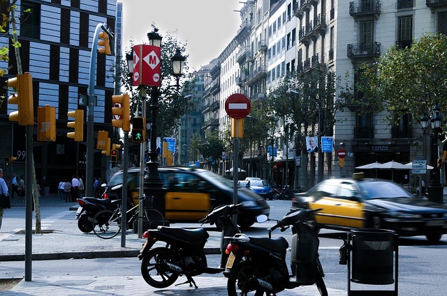 Free Traffic City photo and picture