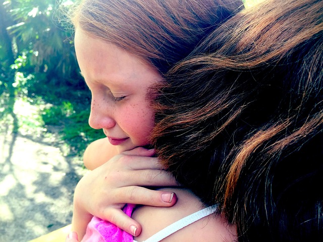 hug, grief, sisters, sad, depression, forgiveness, childhood, depressed, young, upset, emotion, sadness, unhappy, child, kid, forgiveness, forgiveness, forgiveness, forgiveness, forgiveness