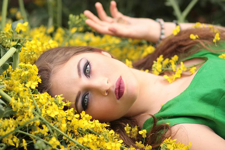 Meer dan 800 gratis afbeeldingen van Natuurlijke Cosmetica en Cosmetica - Pixabay
