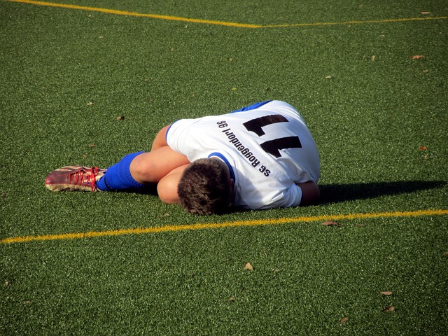 football, injury, nature, lawn, game, grass, soccer, meadow, to play, football player, ball sports, football pitch, soccer player, competition, young